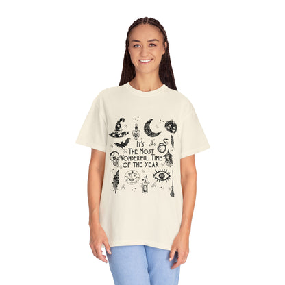 Halloween it's the most wonderful time of the year Graphic tee